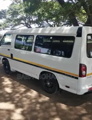 Hyundai H-100 2004 White
