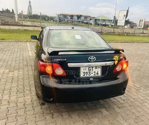 Toyota Corolla 2010 Black