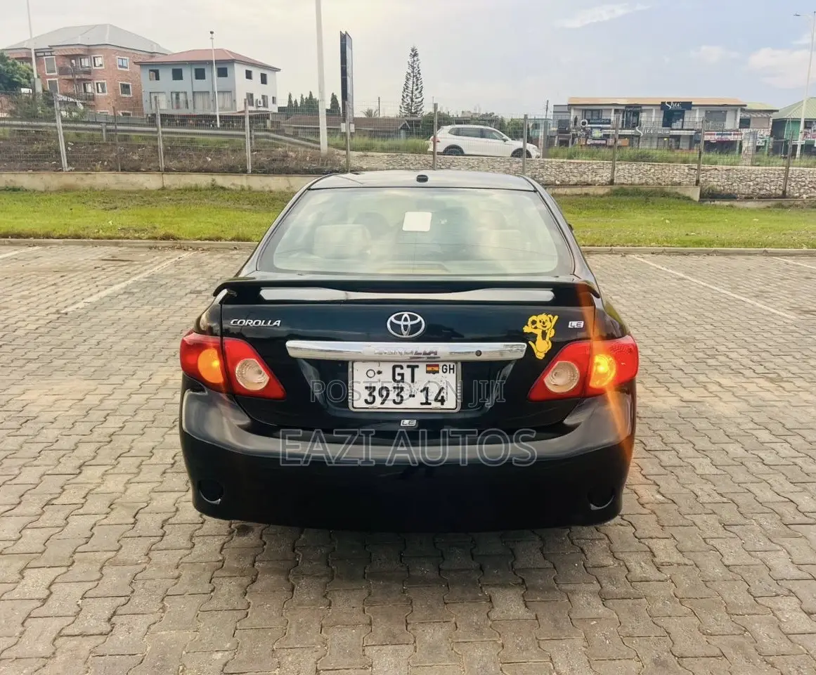 Toyota Corolla 2010 Black