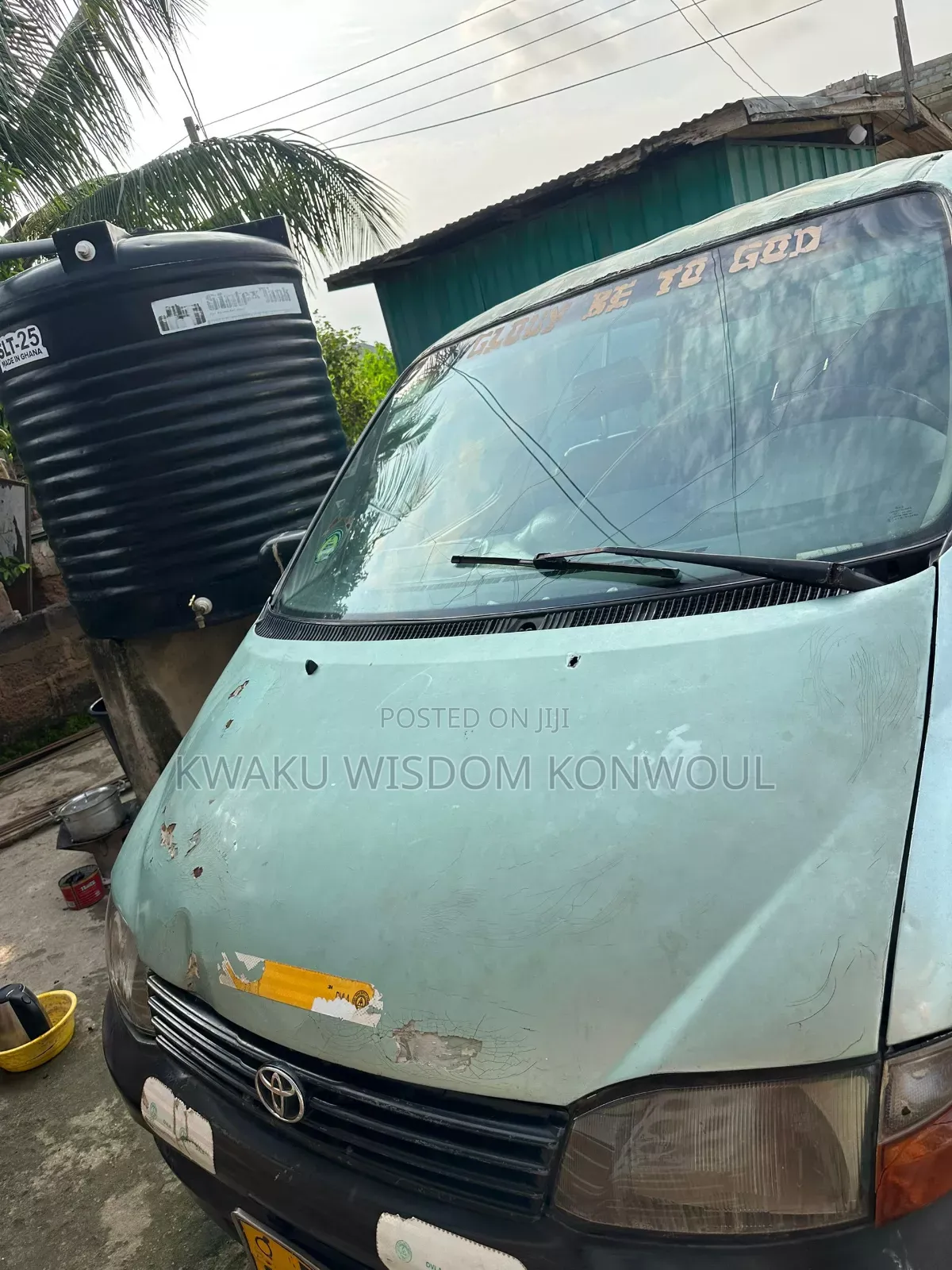 Toyota HiAce 2015 Green