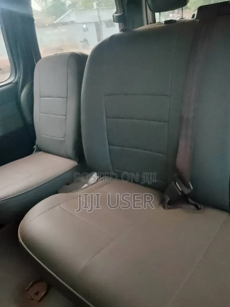 Hyundai H-100 2004 Blue