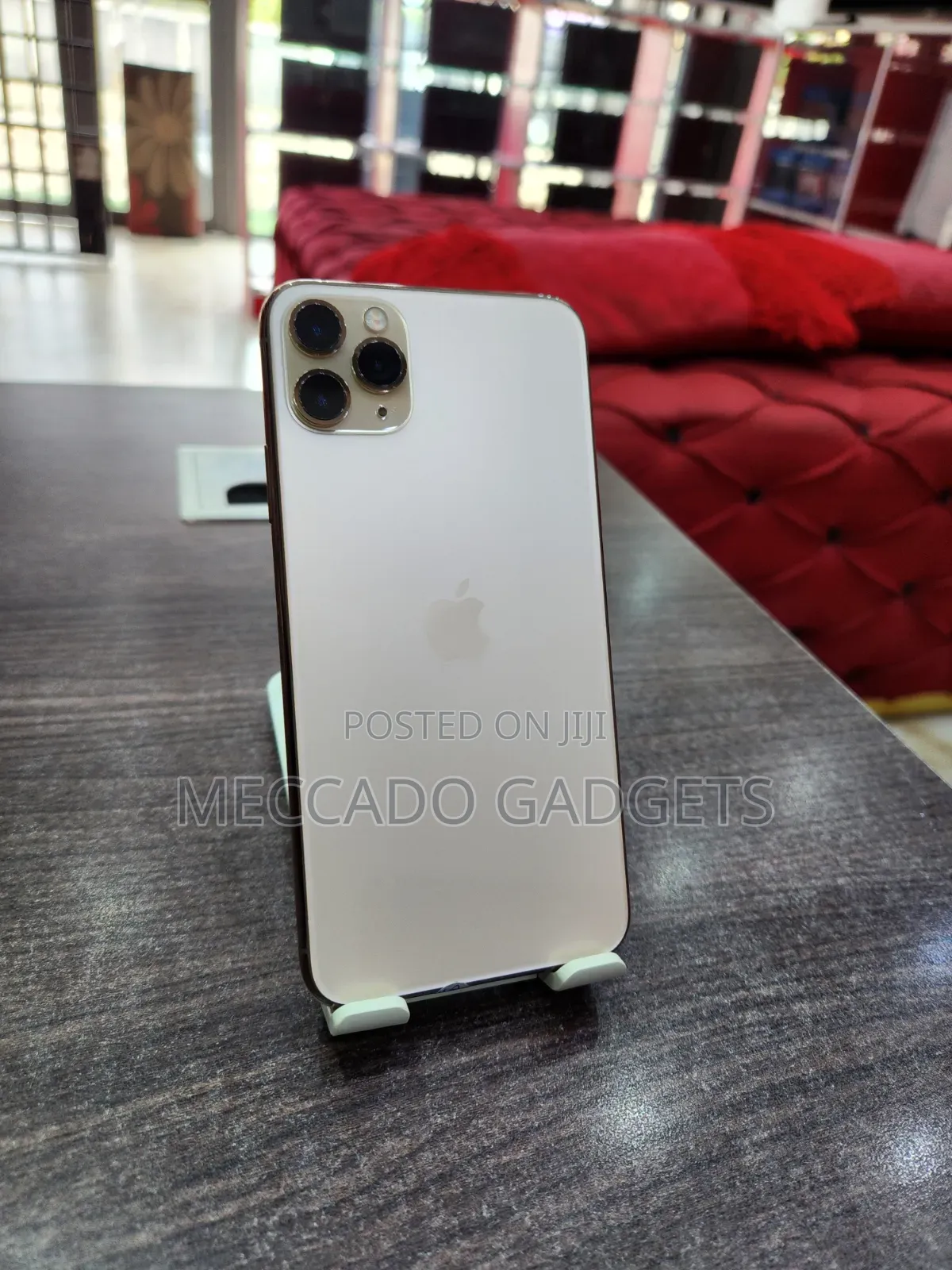 Apple iPhone 11 Pro Max 64 GB Gold
