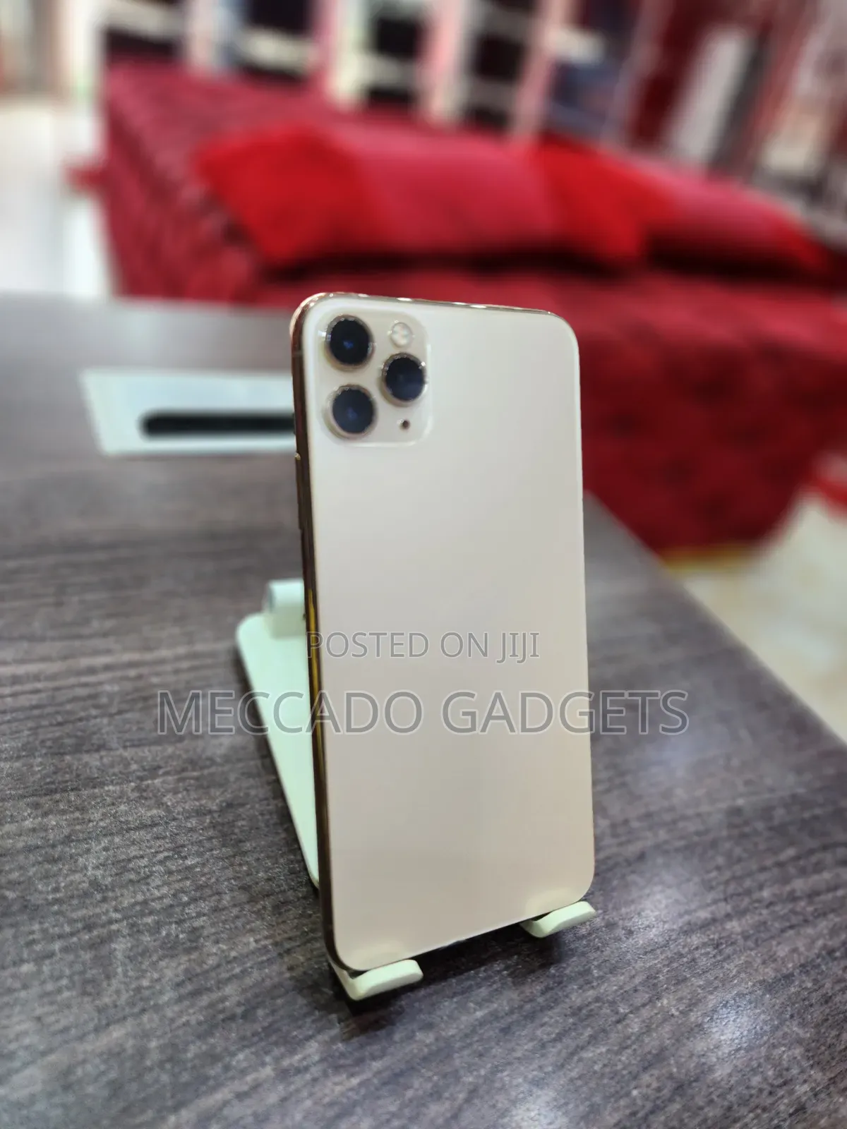 Apple iPhone 11 Pro Max 64 GB Gold
