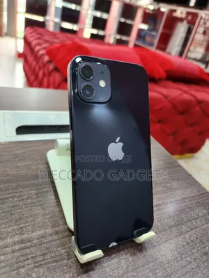 Apple iPhone 12 64 GB Black