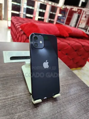 Apple iPhone 12 64 GB Black