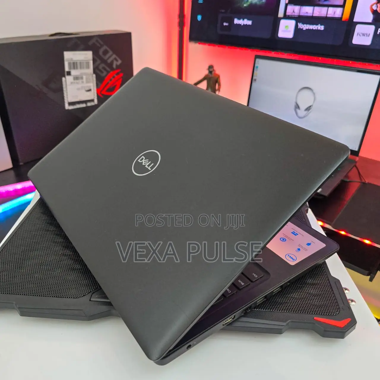 Laptop Dell Inspiron 15 8GB Intel Core i3 HDD+SSD 1T