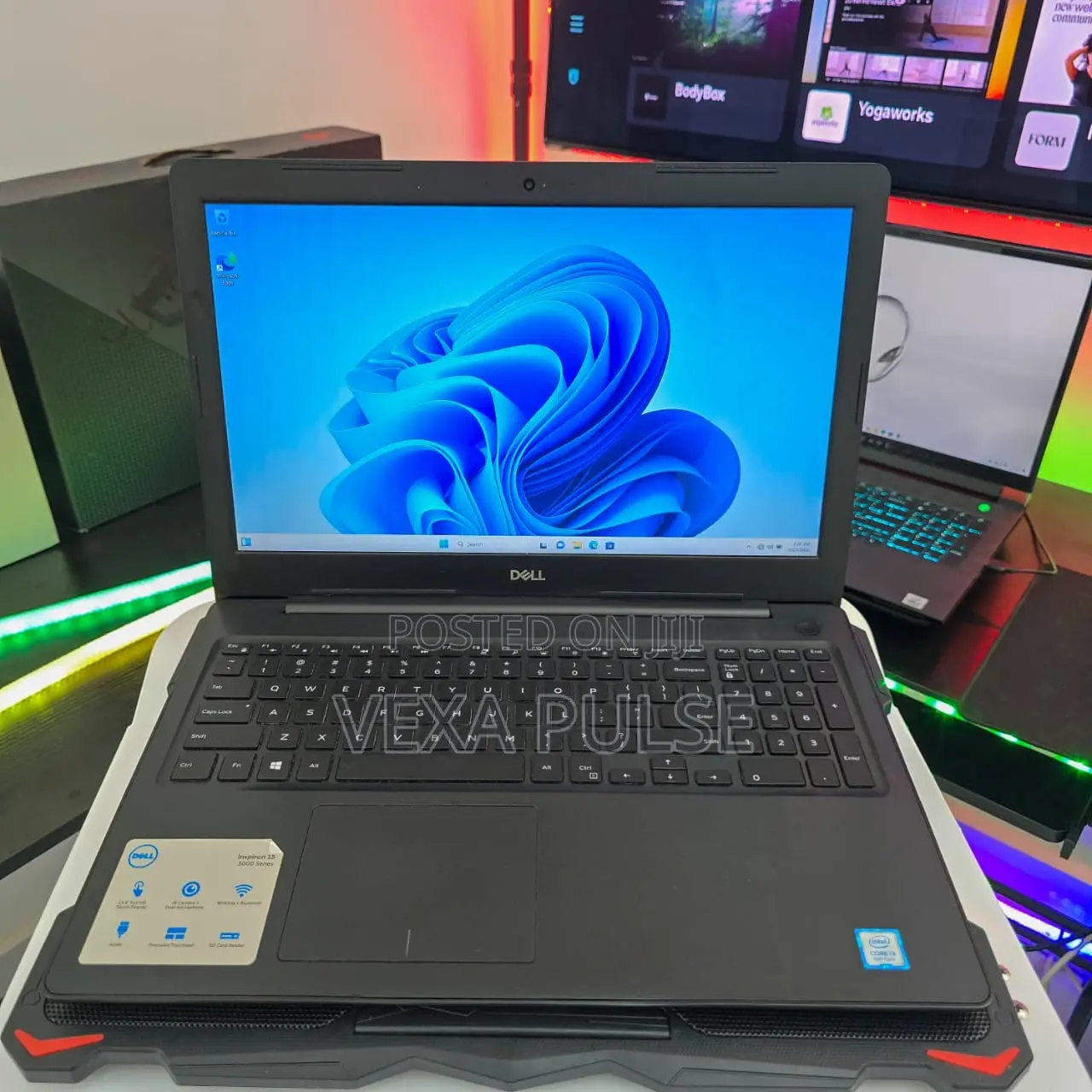 Laptop Dell Inspiron 15 8GB Intel Core i3 HDD+SSD 1T