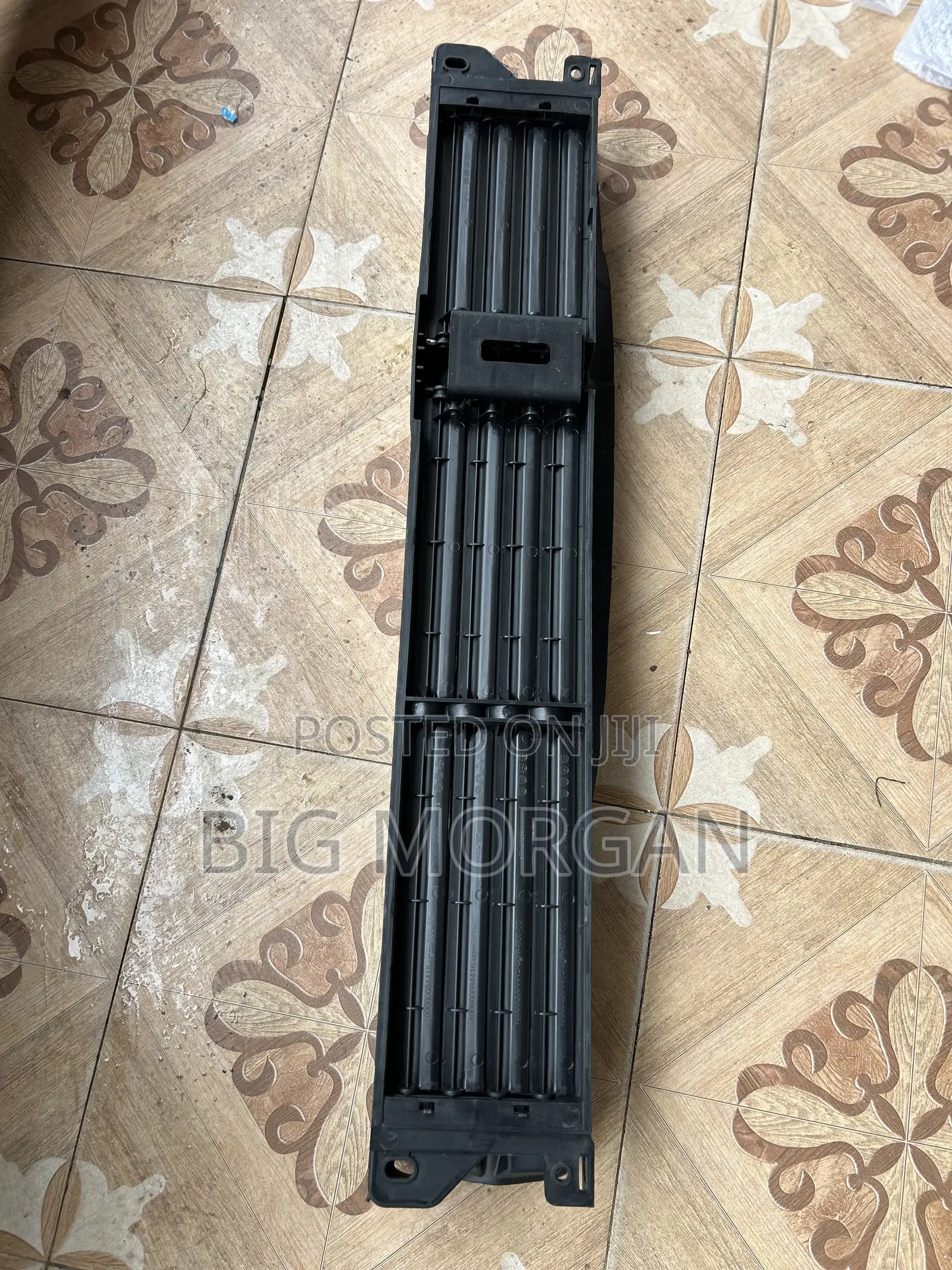 Mitsubishi Outlander 2022 2023 2024 2025 Shutter Grille With Motor