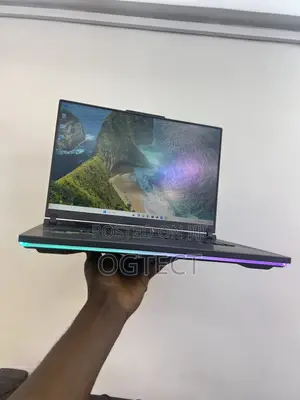 Laptop Asus ROG Strix G16 G614 16GB Intel Core i7 SSD 1T