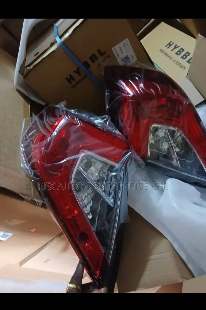 Honda Civic 2016,2017,2018 / Taillight