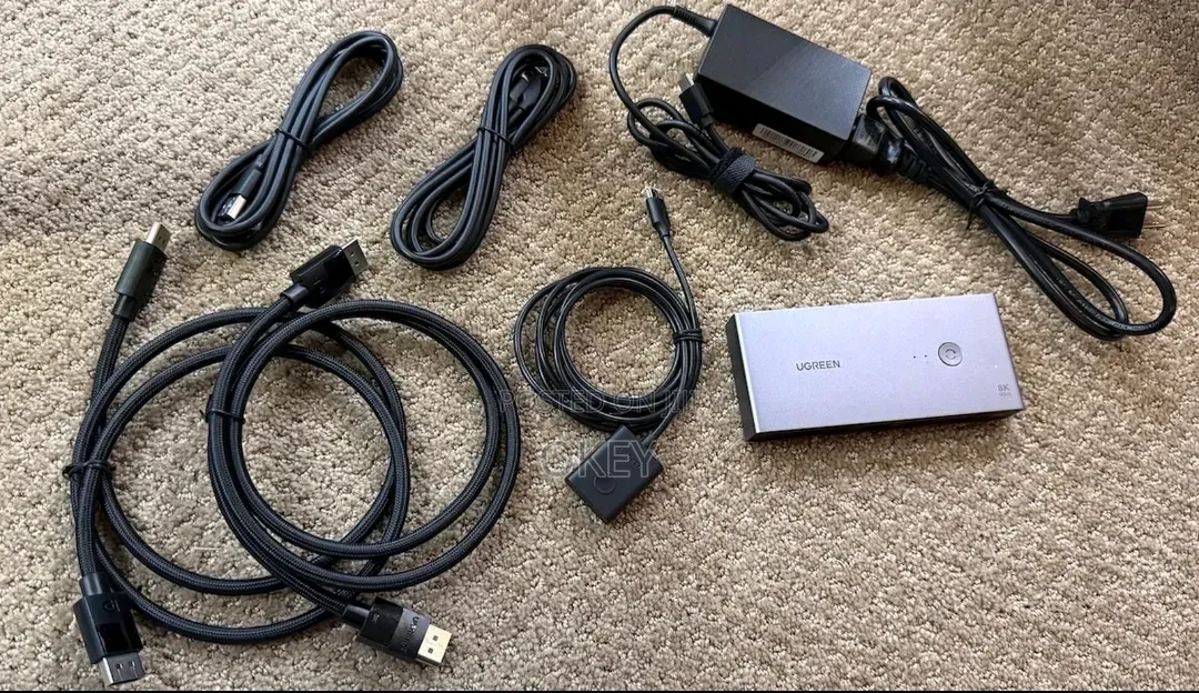 ‎Ugreen 60hz Hdmi KVM Switch Switcher 2 PCS Sharing 1 Monitor ‎