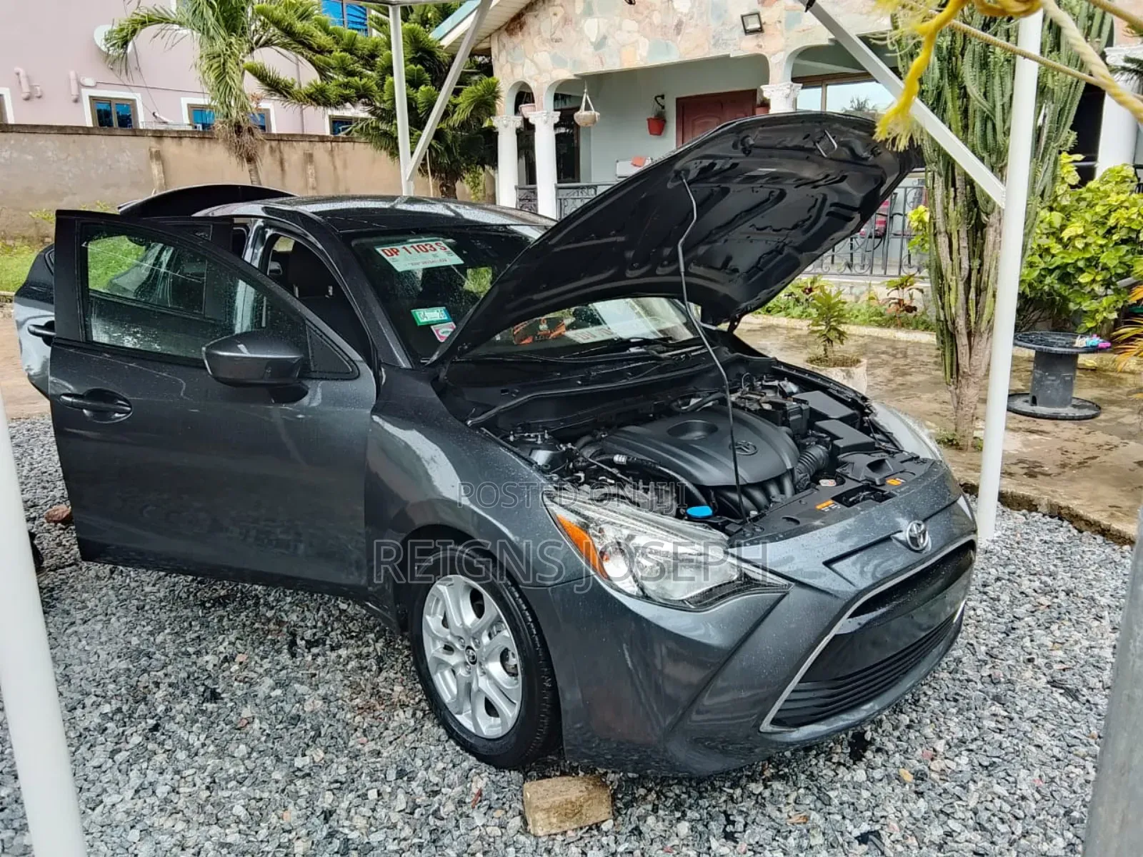 Toyota Yaris iA 1.5 FWD 2018 Gray