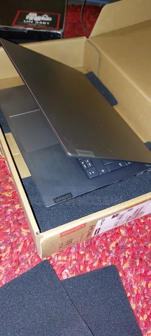 Laptop Lenovo Thinkbook 14 16GB Intel Core i7 SSD 512GB