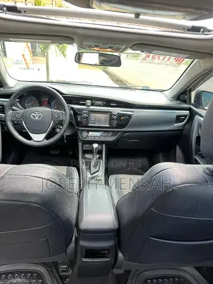 Toyota Corolla L 4dr Sedan (1.8L 4cyl 4A) 2015 White