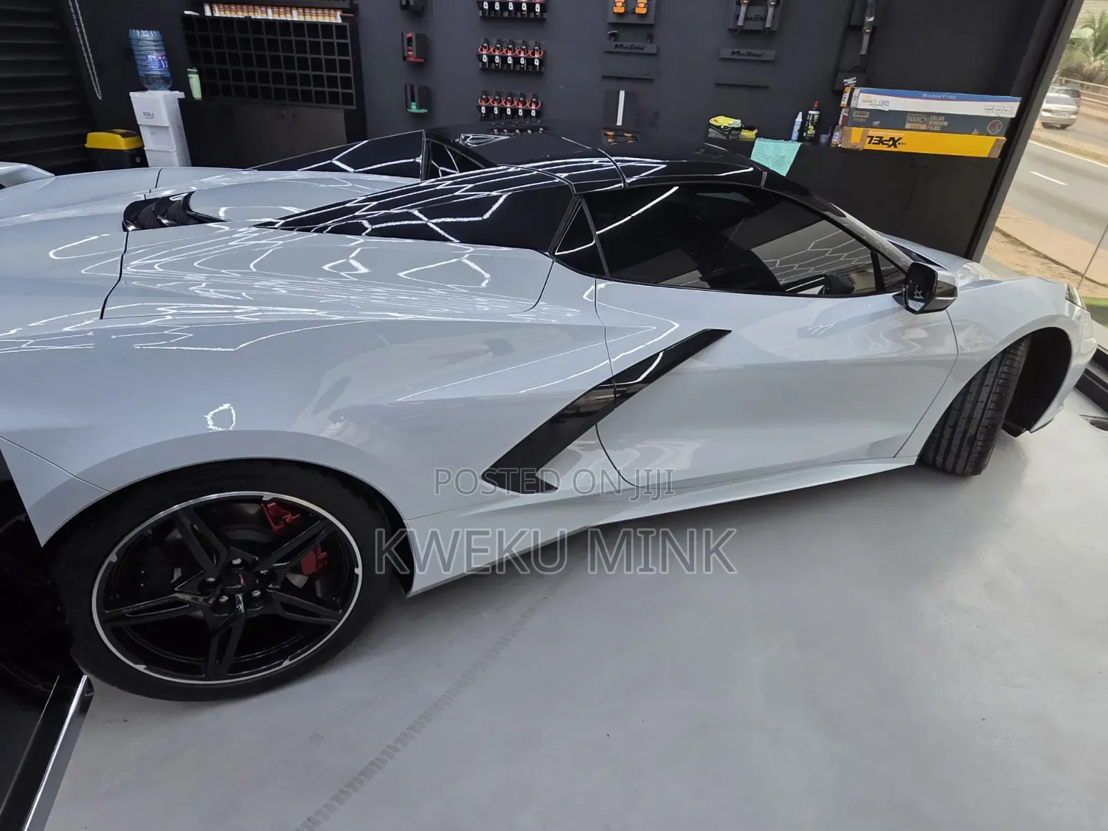 Chevrolet Corvette 2024 White