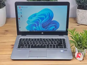 Laptop HP EliteBook 820 G4 8GB Intel Core i5 SSD 256GB