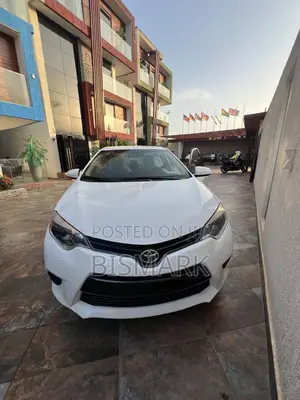 Toyota Corolla 2015 White