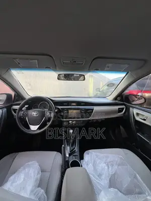 Toyota Corolla 2015 White