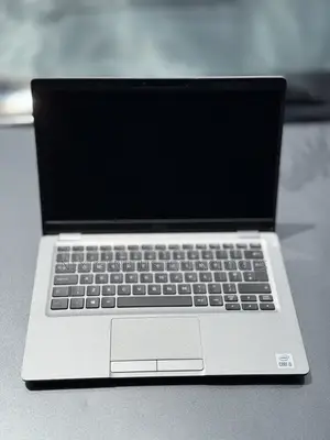 Laptop Dell Latitude 5310 8GB Intel Core i5 SSD 256GB