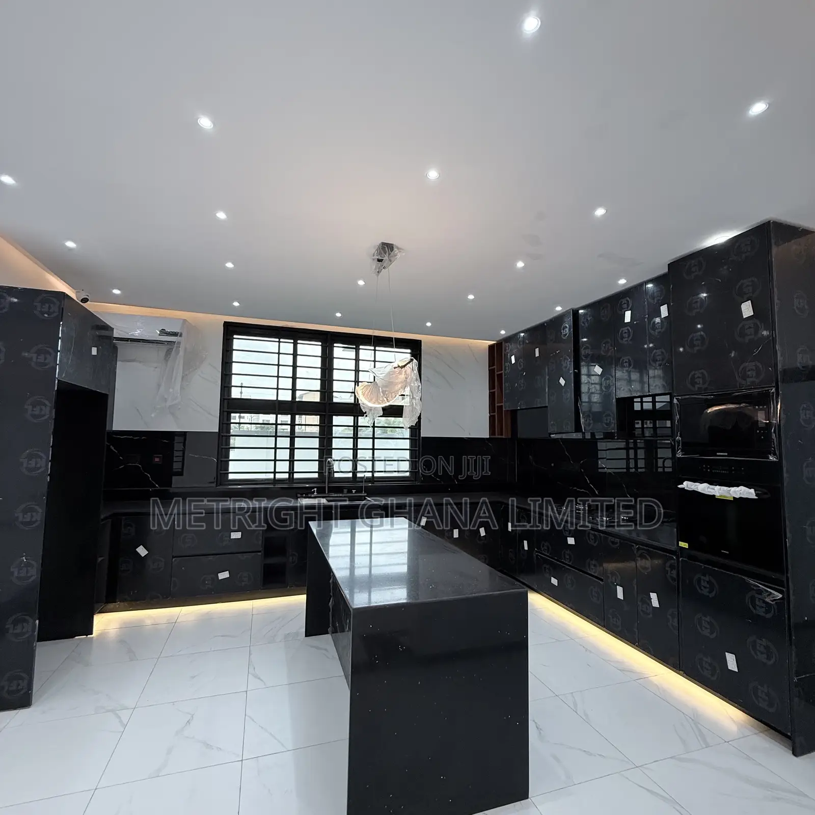 4bdrm House in Metright Ghana, Community 25 for sale
