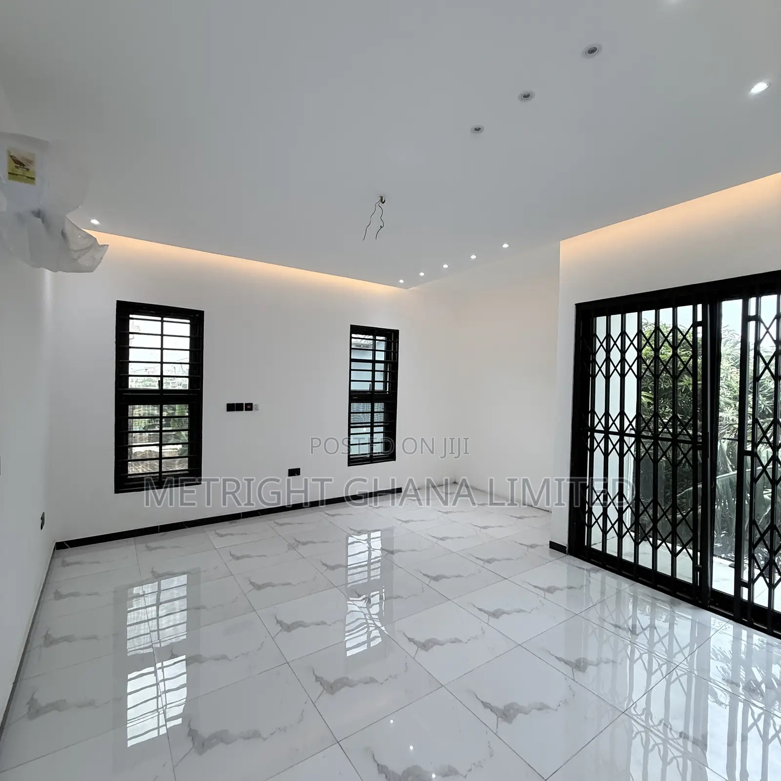 4bdrm House in Metright Ghana, Community 25 for sale