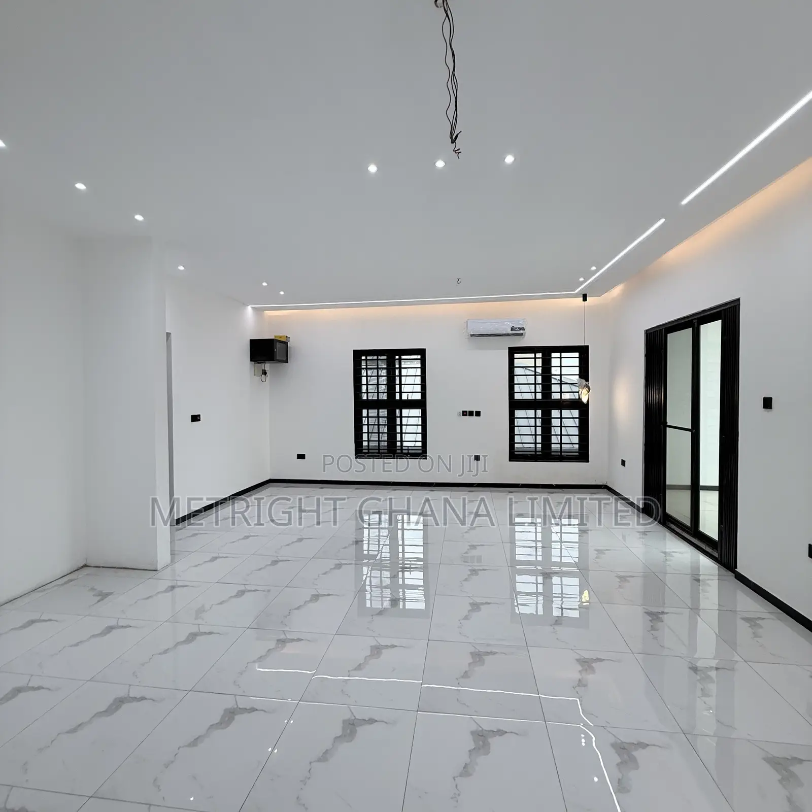 4bdrm House in Metright Ghana, Community 25 for sale