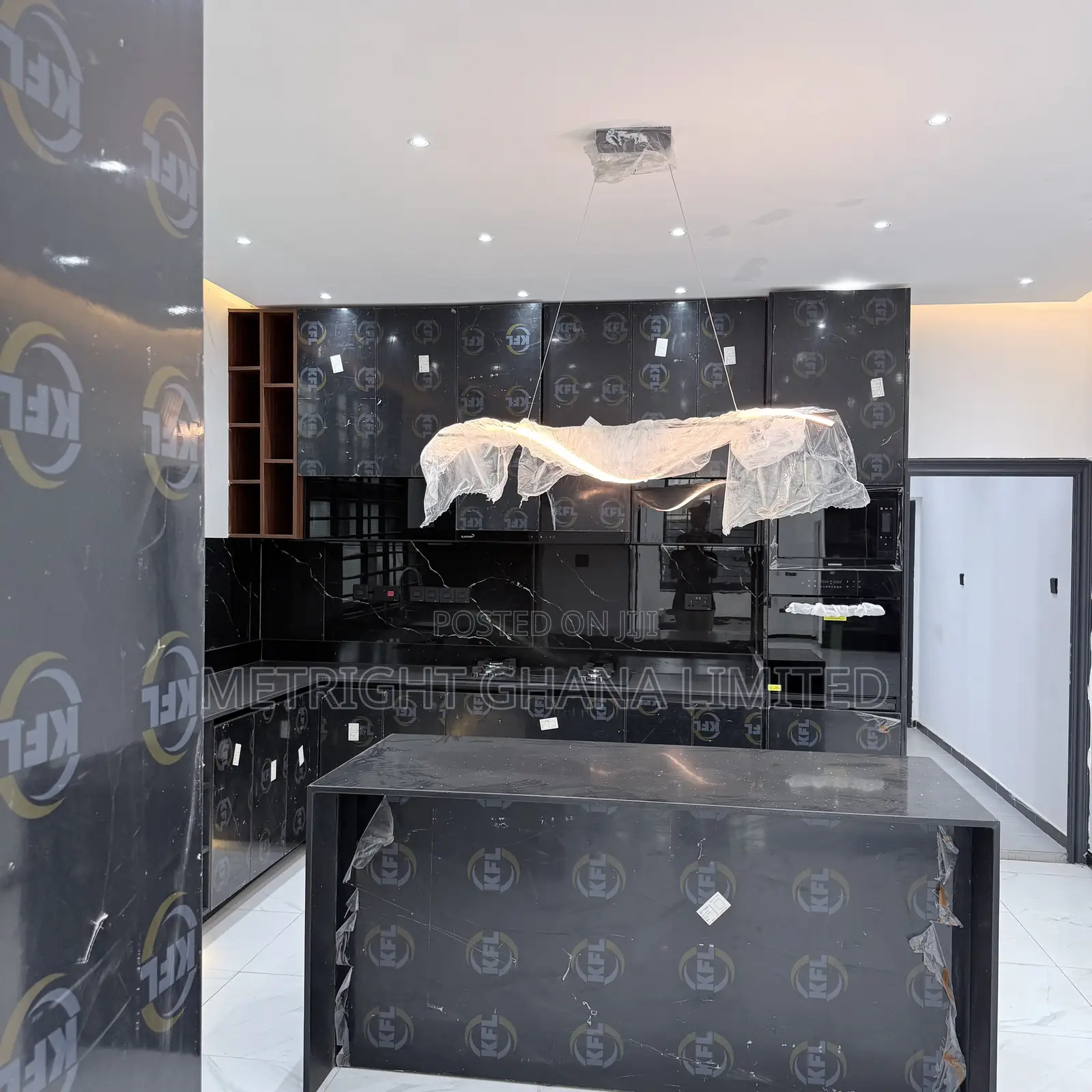 4bdrm House in Metright Ghana, Community 25 for sale