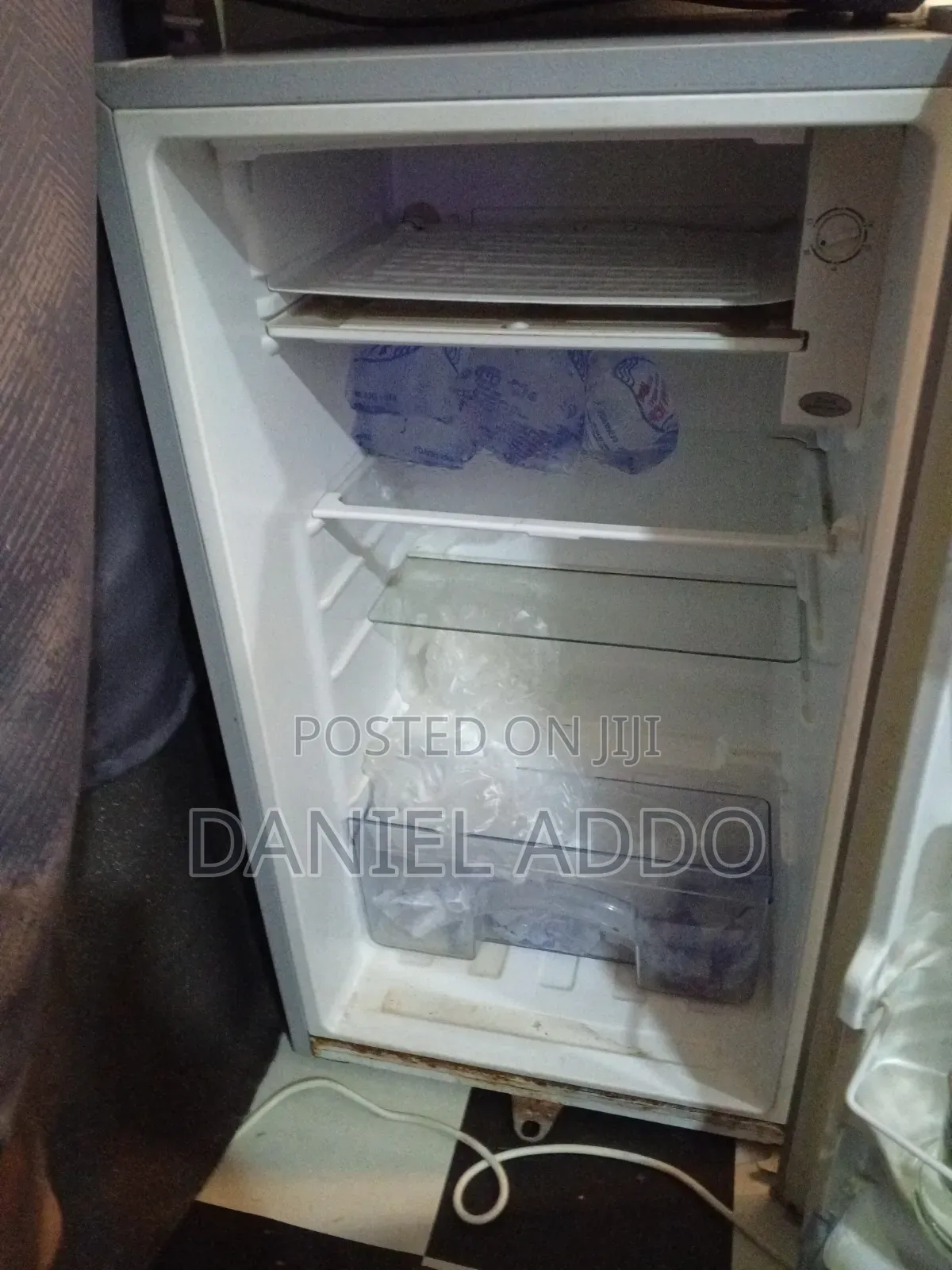Akai Table Top Fridge