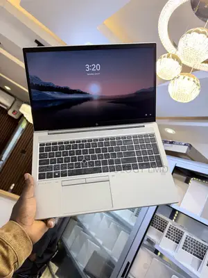 Laptop HP EliteBook 855 G8 16GB AMD Ryzen 7 SSD 256GB