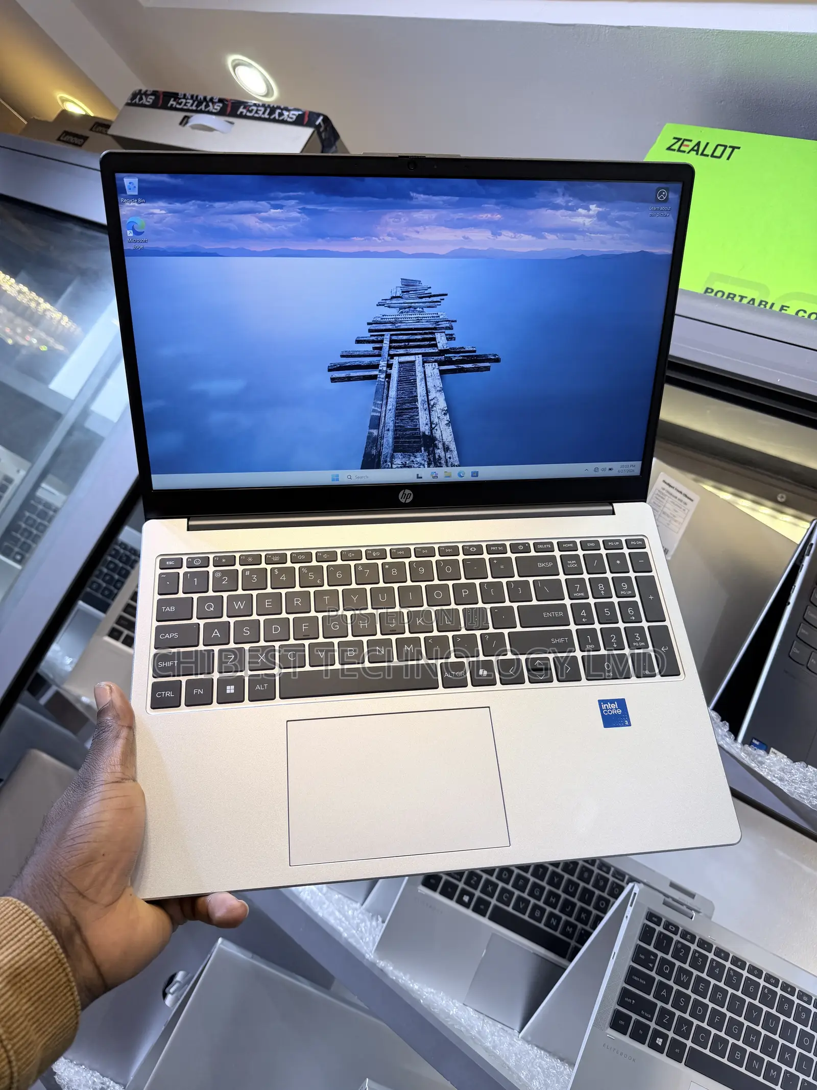 Laptop HP 15-da3007nia 8GB Intel Core i3 SSD 256GB