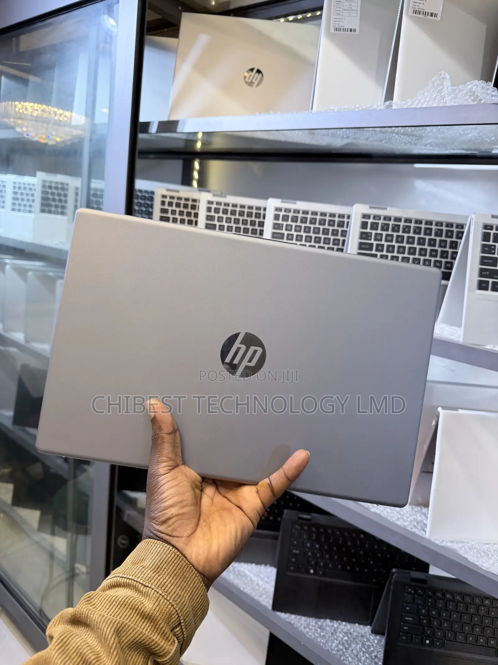 Laptop HP 15-da3007nia 8GB Intel Core i3 SSD 256GB