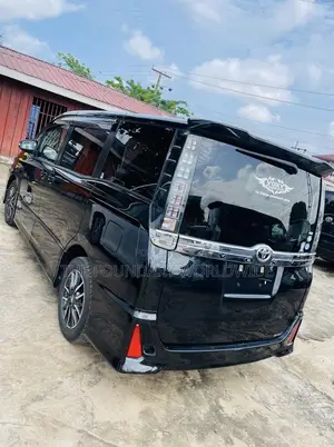 Toyota Voxy 2015 Black