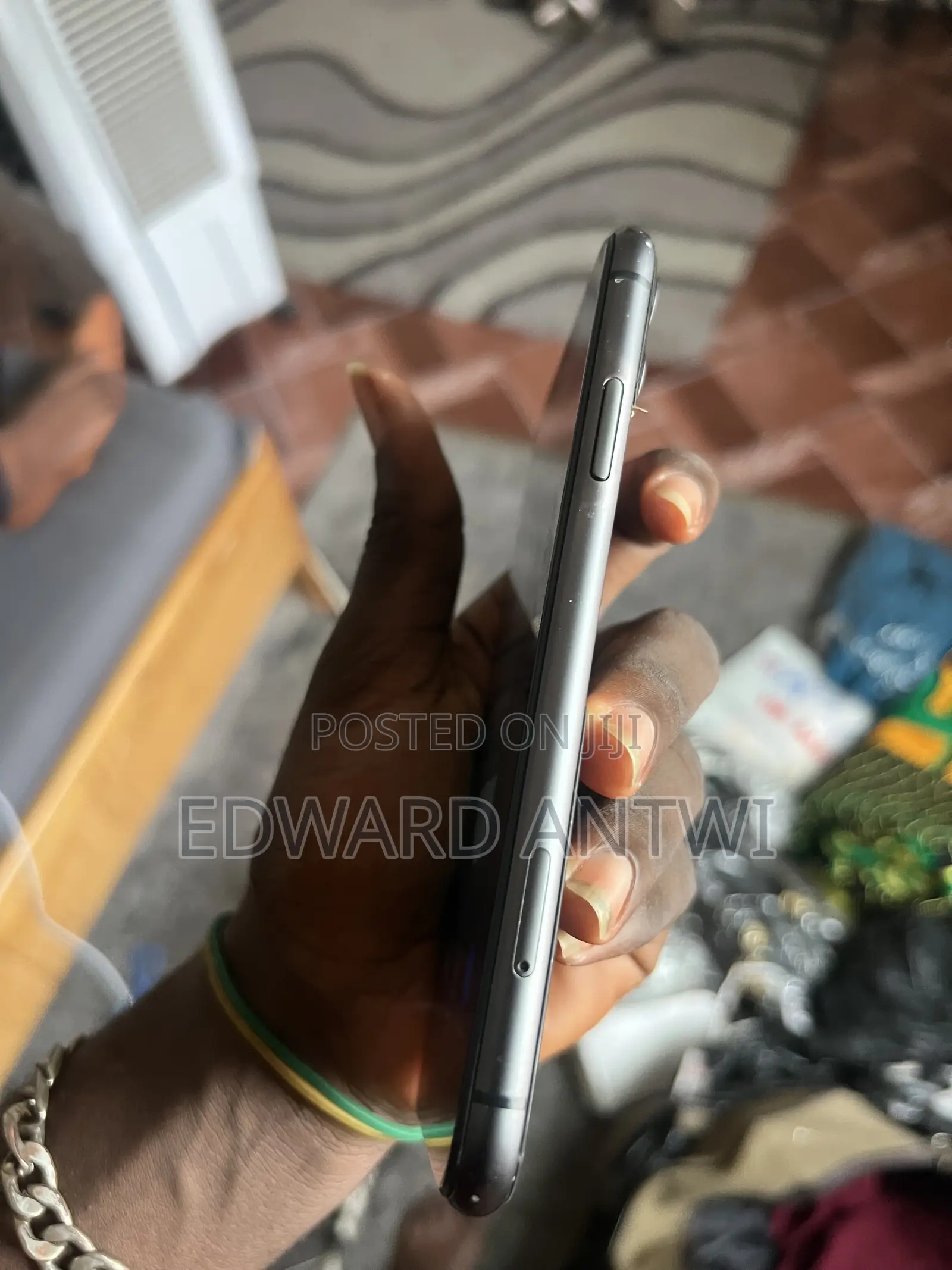 Apple iPhone 11 64 GB Black