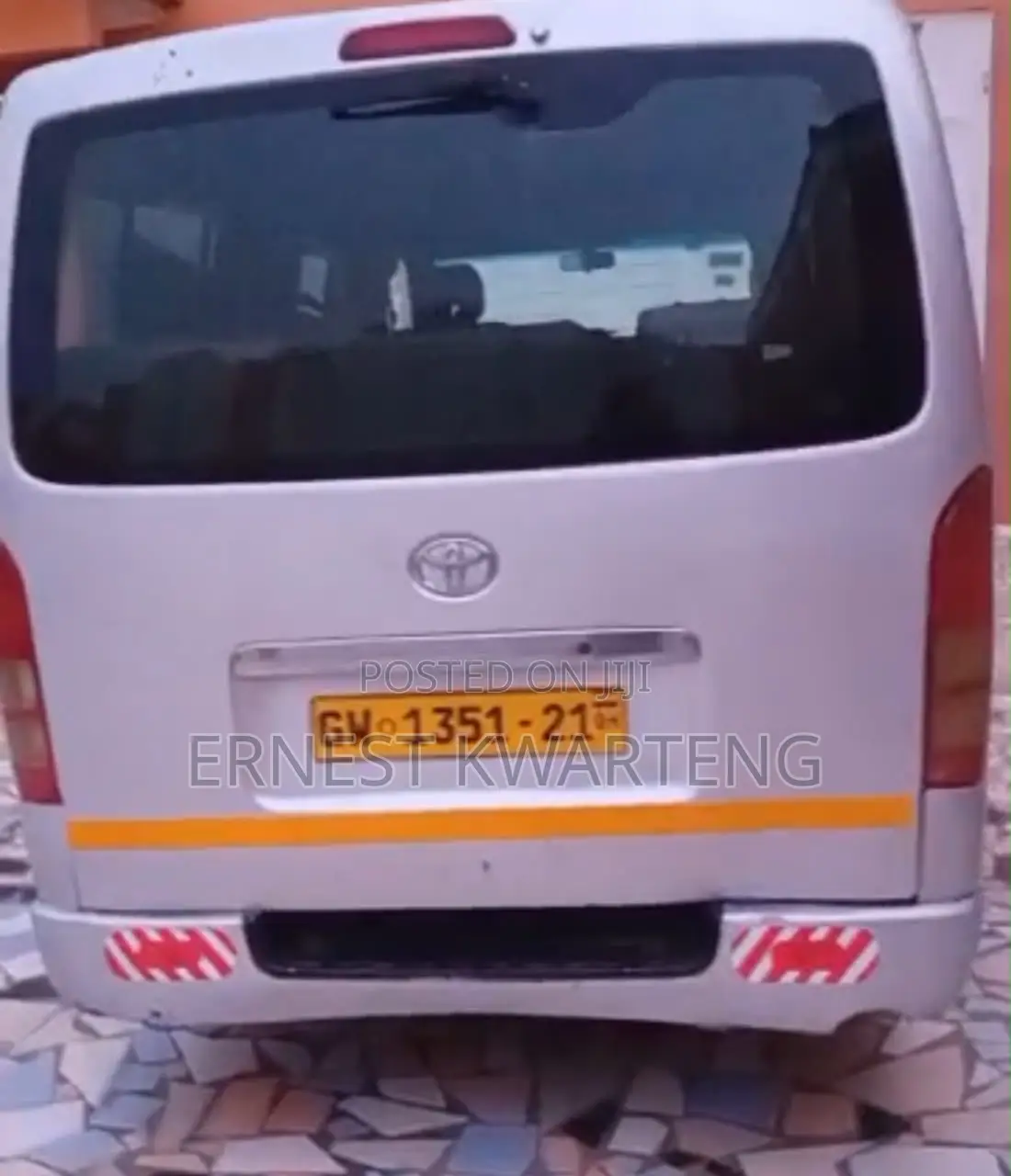 Toyota HiAce 2013 Silver