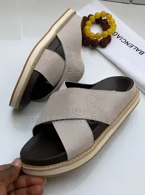 Men’S Balenciaga Slippers/ Slides/ Sandals