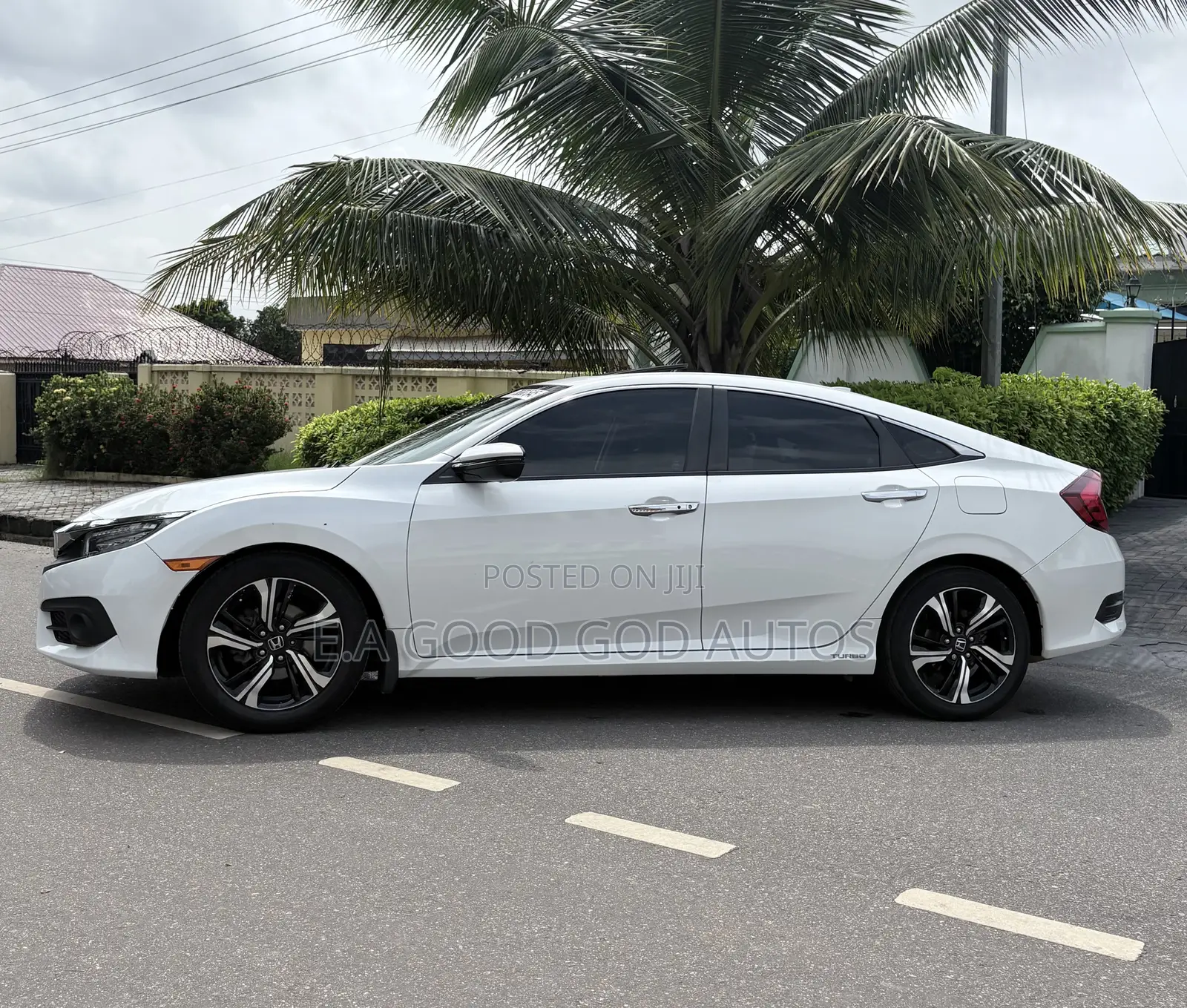 Honda Civic Touring Sedan 2018 White