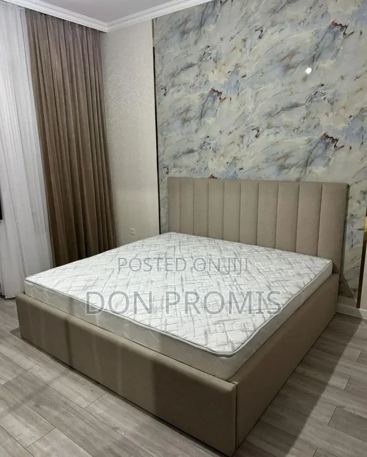 Strong Queen Size Bed Frame Mattress for Sale