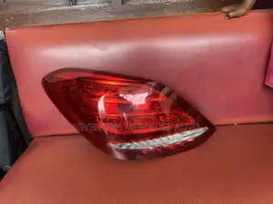 Mercedes Benz C300 2016 2017 2018 W205 Led Taillight Pink Socket