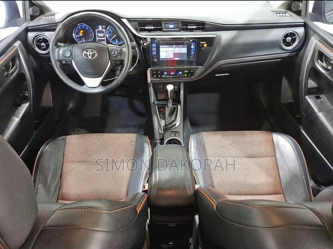 Toyota Corolla 2019 Blue