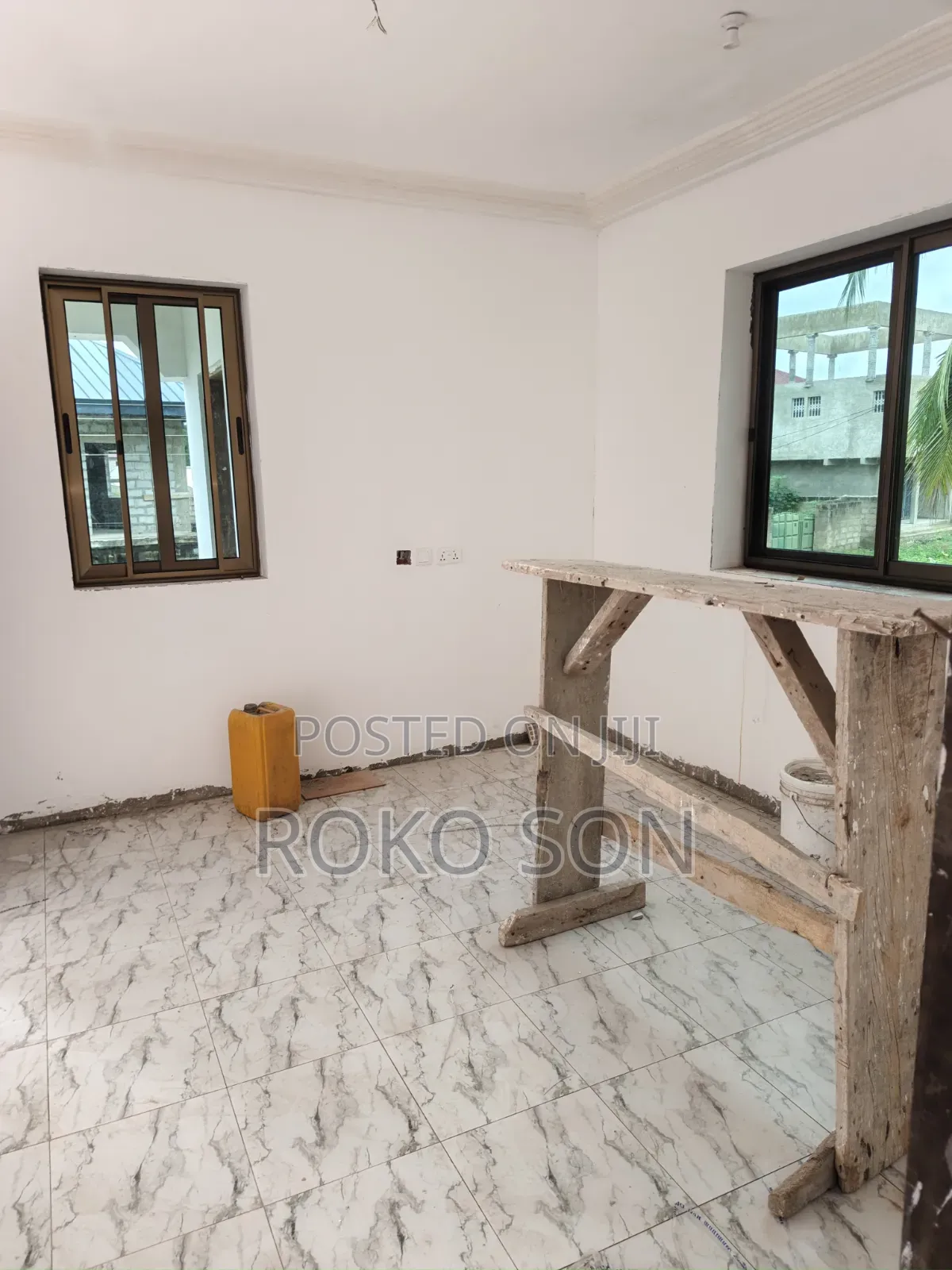 Mini Flat in Dr Roko, Fan Milk for rent