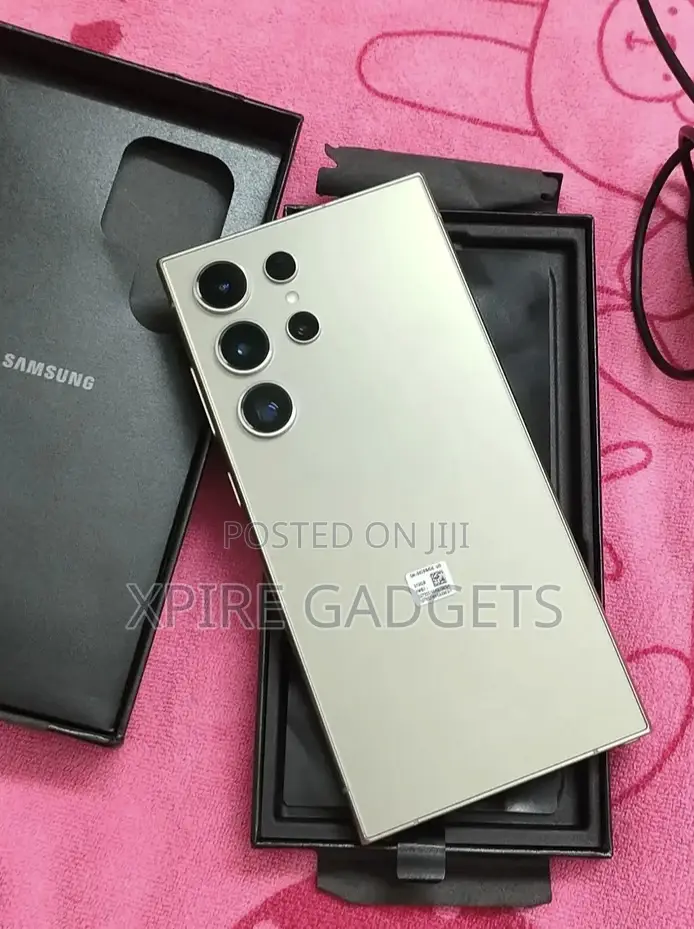 New Samsung Galaxy S24 Ultra 512 GB Gold