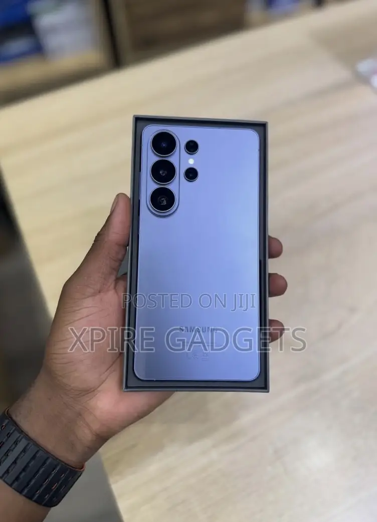 New Samsung Galaxy S26 Ultra 5G 1 TB Blue