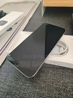 New Apple iPhone 17 Pro Max 1 TB Silver