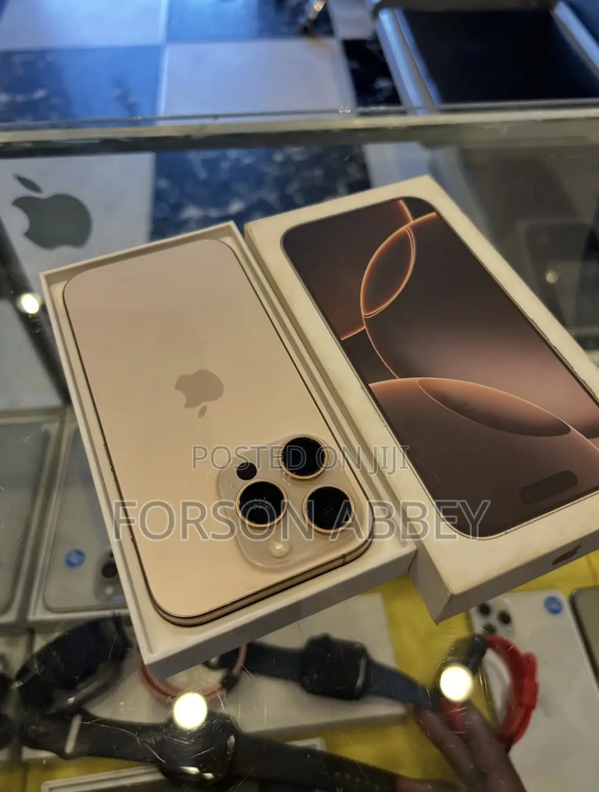 Apple iPhone 16 Pro Max 256 GB Gold