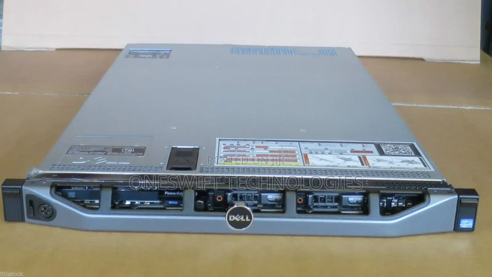 Server Dell PowerEdge R440 128GB Intel Xeon HDD+SSD 2T