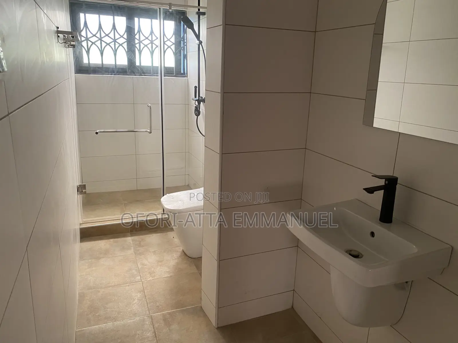 2bdrm Apartment in Amasaman 3 Junction, Pokuase for rent