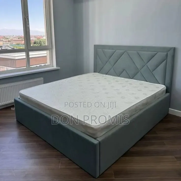 Lovely Queen Size Bed Mattress for Sale