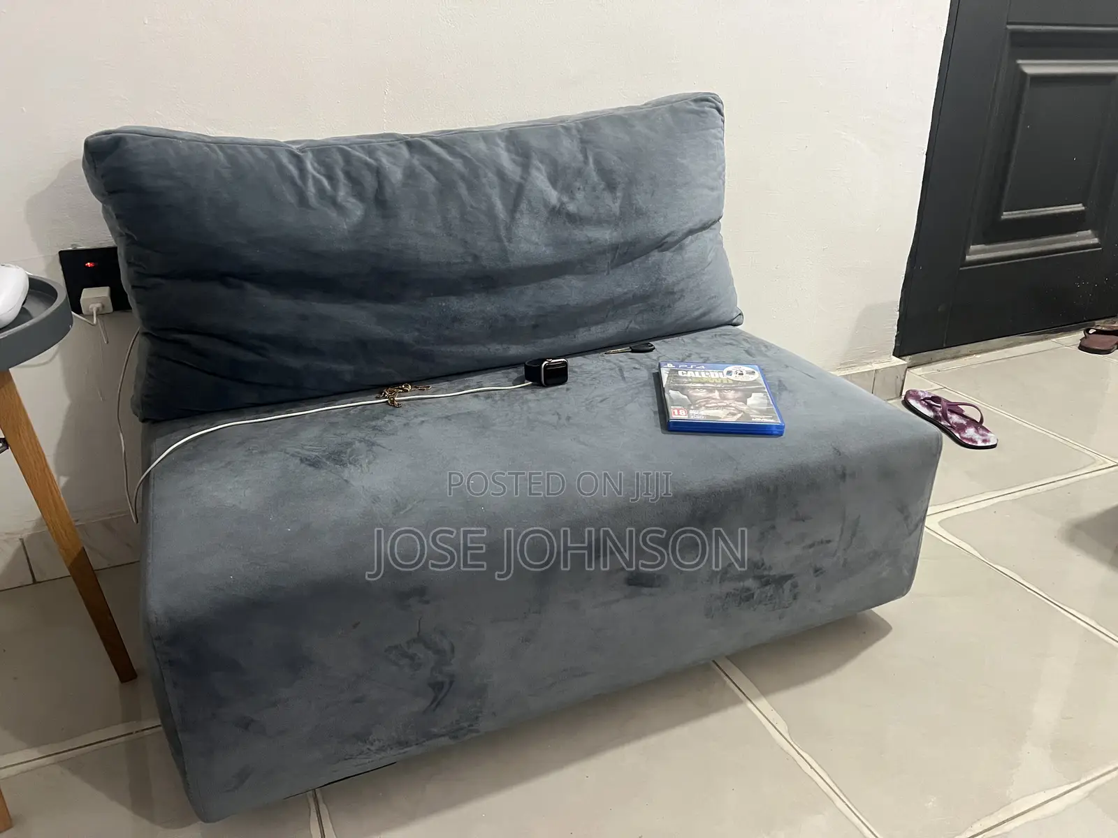Used, but Very Neat American 3 in 1 With Pouch and Single Sofa