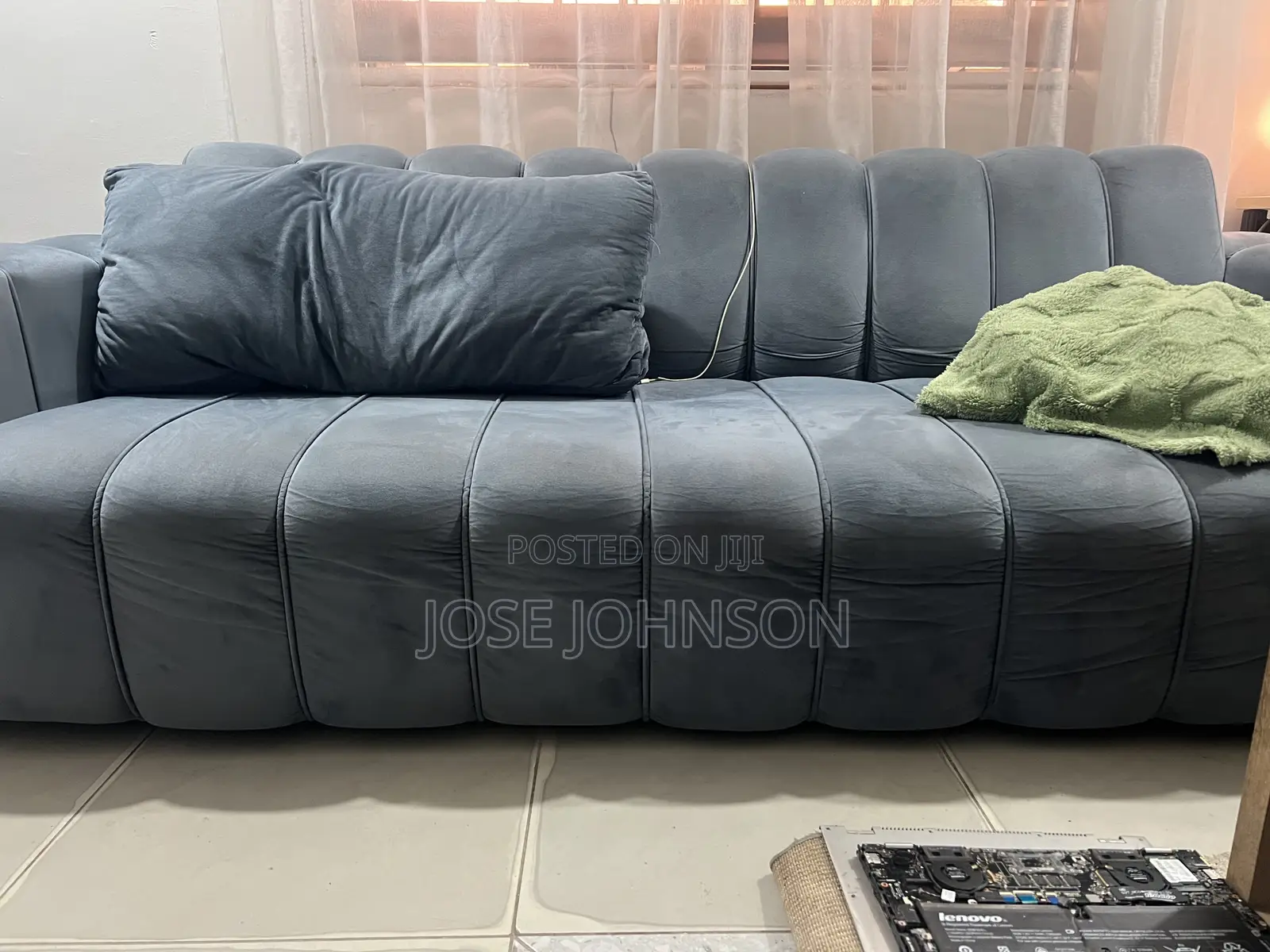 Used, but Very Neat American 3 in 1 With Pouch and Single Sofa