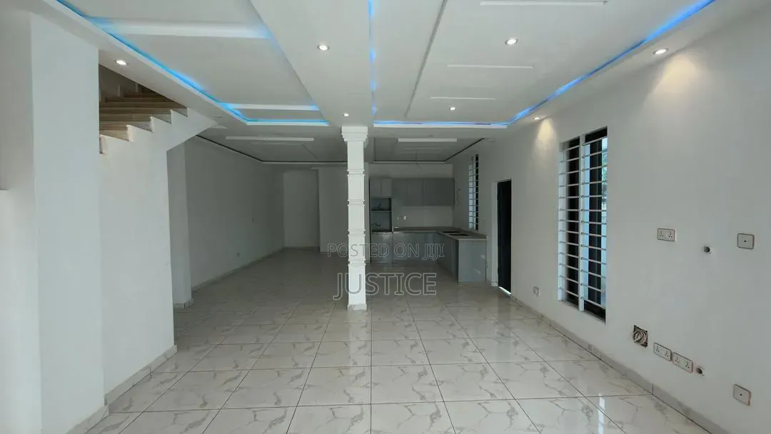 4bdrm House in Ayi Mensah Oyarifa for rent